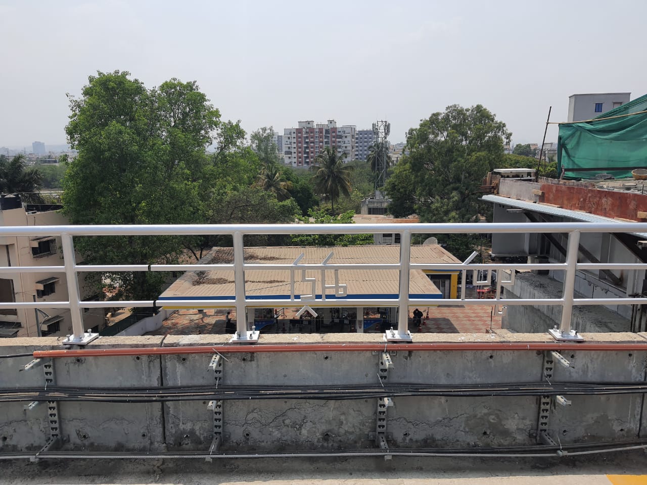 Pune Metro MS Railing Installation by Skycom Infrastructure